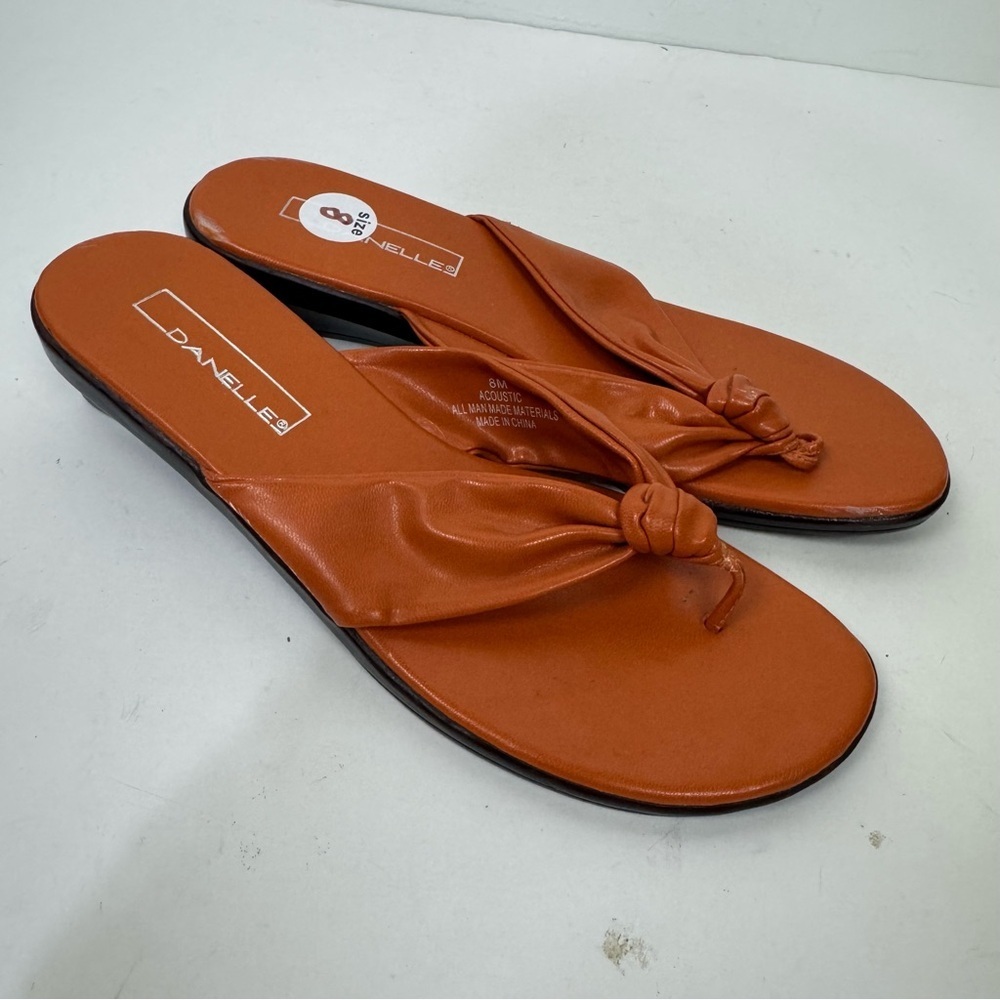Vintage Danelle Orange Thong Slight Wedge Sandals Flip Flops Summer Y2K Retro